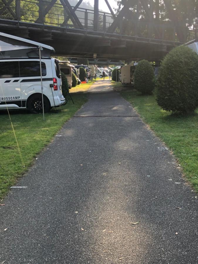 Camping Wohnwagen Standard Schiltach Eksteriør bilde